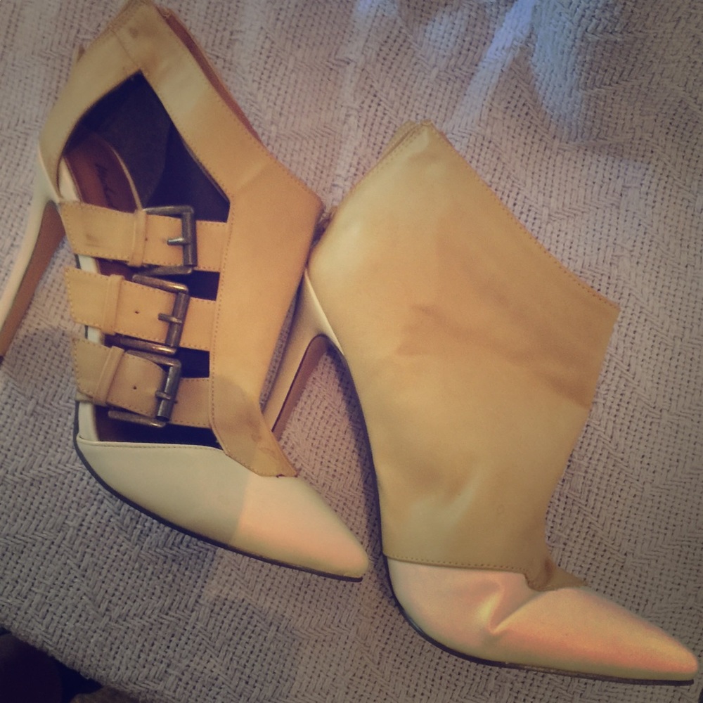 Brand:Michael Antonio